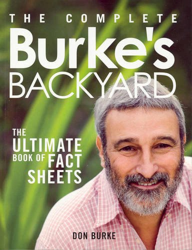 9781740457392: Complete Burkes Backyard