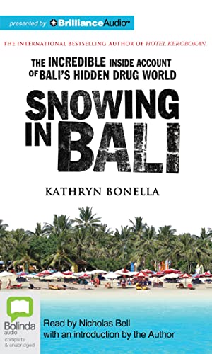 Beispielbild fr Snowing in Bali zum Verkauf von Revaluation Books