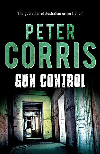 Beispielbild fr Gun Control (40) (Cliff Hardy) zum Verkauf von Books From California