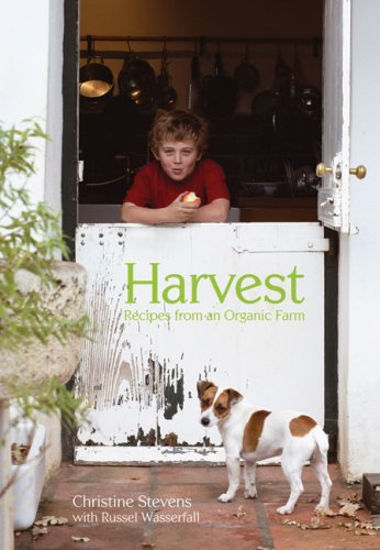 Beispielbild fr Harvest: Recipes from an Organic Farm zum Verkauf von HPB-Emerald