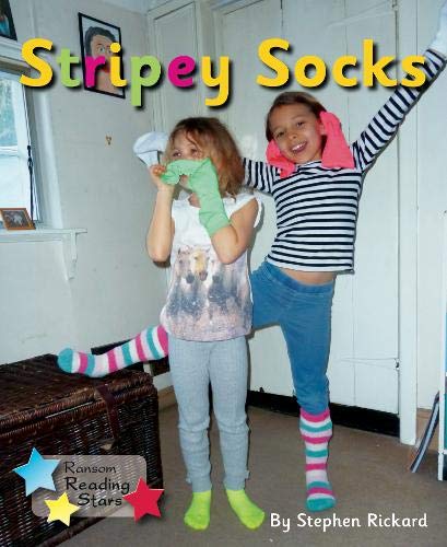 Imagen de archivo de Stripey Socks (Reading Stars) a la venta por AwesomeBooks