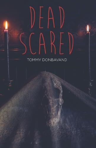 Beispielbild fr Dead Scared (Teen Reads) zum Verkauf von WorldofBooks