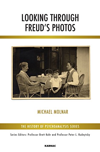 Stock image for Looking Through Freud's Photos (Karnac History of Psychoanalysis) for sale by Chiron Media