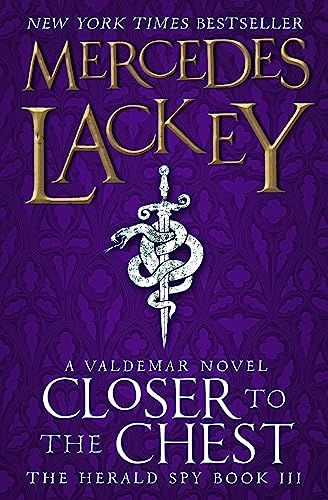 9781783293766: Closer to the Chest (The Herald Spy 3): Book 3