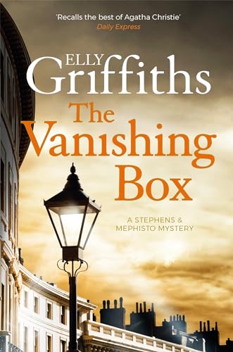 9781784297015: The Vanishing Box: The Brighton Mysteries 4: Elly Griffiths