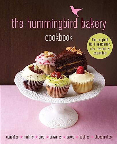 Imagen de archivo de The Hummingbird Bakery Cookbook: The Number One Best-Seller Now Revised And Expanded With New Recipes a la venta por WorldofBooks