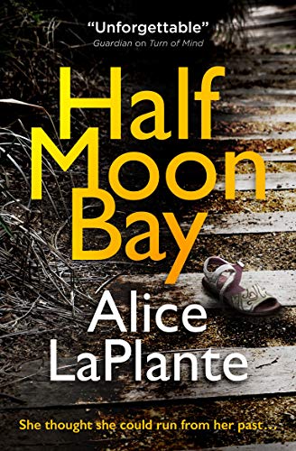 Imagen de archivo de Half Moon Bay a la venta por WorldofBooks