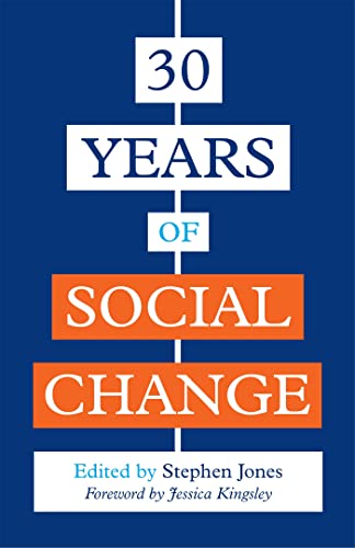 Beispielbild fr 30 Years of Social Change zum Verkauf von Blackwell's