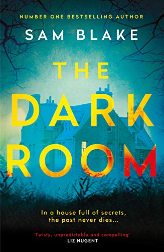 Imagen de archivo de The Dark Room a la venta por WorldofBooks