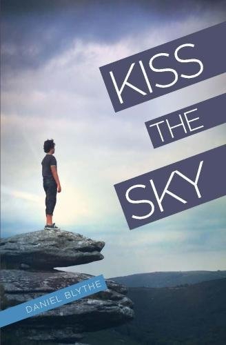 Imagen de archivo de Kiss the Sky (Between The Lines) a la venta por WorldofBooks