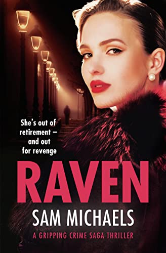 Imagen de archivo de Raven a la venta por Blackwell's