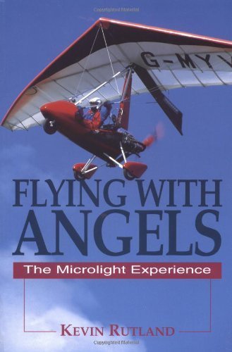 9781840371369: Flying with Angels: The Microlight Experience
