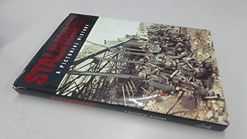 Beispielbild fr Stalingrad: A Pictorial History zum Verkauf von WorldofBooks