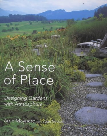 9781840911589: Gardens with Atmosphere - Creating gardens with a sense of place