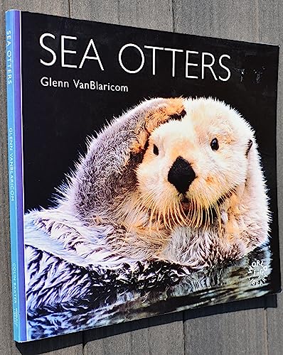 9781841070858: Sea Otters (Worldlife Library)
