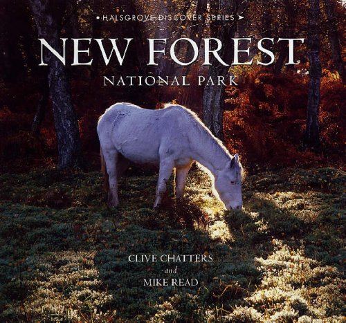 Imagen de archivo de New Forest National Park a la venta por AwesomeBooks