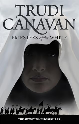 9781841499635: Priestess Of The White: Book 1 of the Age of the Five