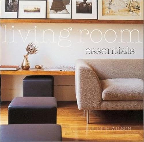 Imagen de archivo de Living Room Essentials a la venta por Wonder Book