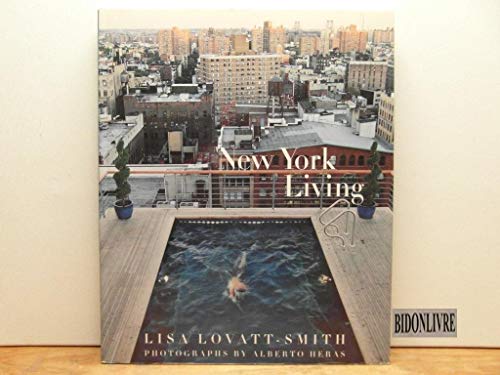 Beispielbild fr New York Living zum Verkauf von WorldofBooks