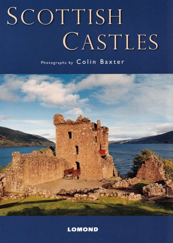 Imagen de archivo de Scottish Castles a la venta por HPB-Emerald