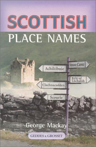 Imagen de archivo de Scottish Place Names a la venta por Books Unplugged