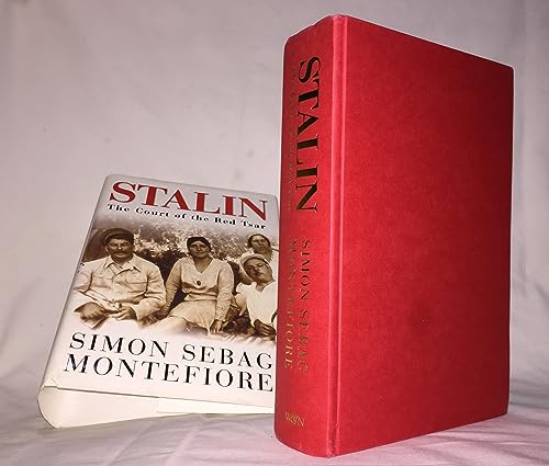 Beispielbild fr Stalin : The Court of the Red Tsar zum Verkauf von Books of the Smoky Mountains