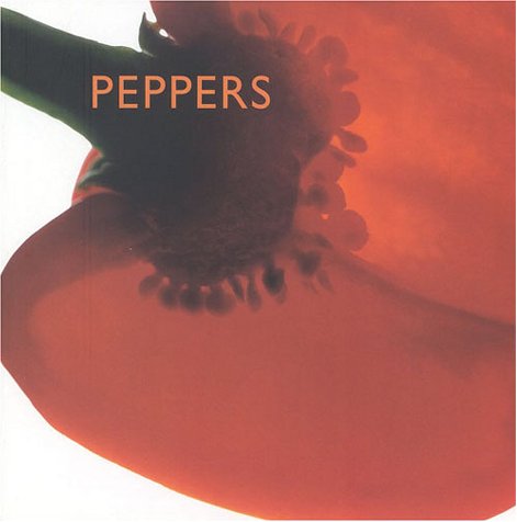 Imagen de archivo de Peppers (Little Kitchen Library) a la venta por Wonder Book