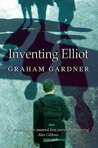 Imagen de archivo de Inventing Elliot a la venta por Better World Books Ltd