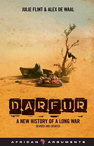 9781842779507: Darfur: A New History of a Long War: 1 (African Arguments)