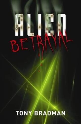 Alien: Betrayal (gr8reads) (9781842996997) by Tony Bradman