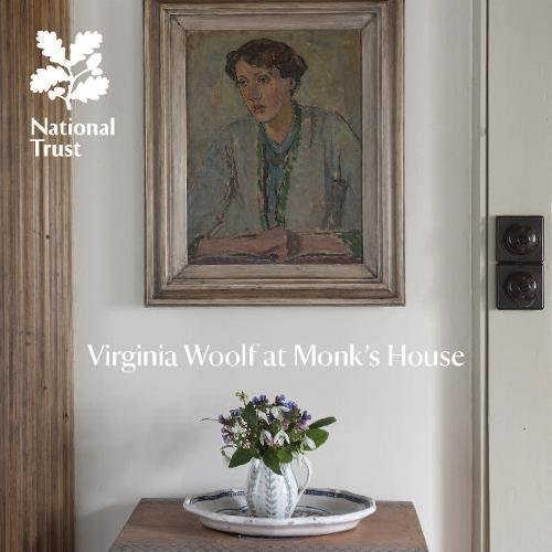 Imagen de archivo de Virginia Woolf at Monk's House, Sussex: National Trust Guidebook a la venta por WorldofBooks