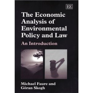 Imagen de archivo de The Economic Analysis of Environmental Policy and Law: An Introduction a la venta por Powell's Bookstores Chicago, ABAA