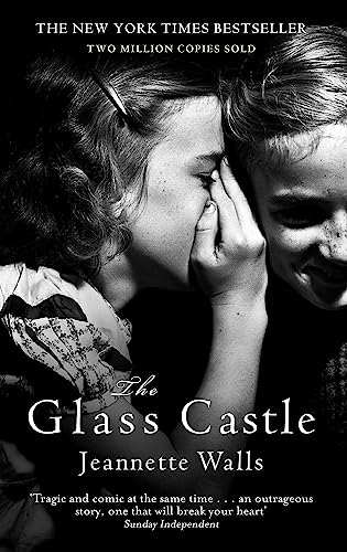 Imagen de archivo de The Glass Castle - A Memoir New Edition by Walls, Jeanette (2006) Paperback a la venta por HPB-Diamond