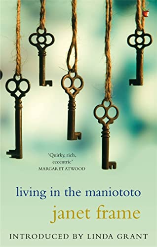 9781844084609: Living In The Maniototo (Virago Modern Classics)