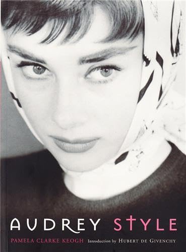 Imagen de archivo de Audrey Style a la venta por WorldofBooks