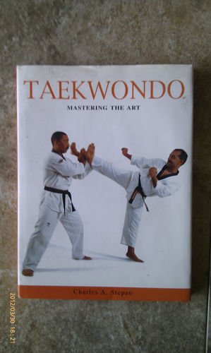 Imagen de archivo de Taekwondo a la venta por AwesomeBooks