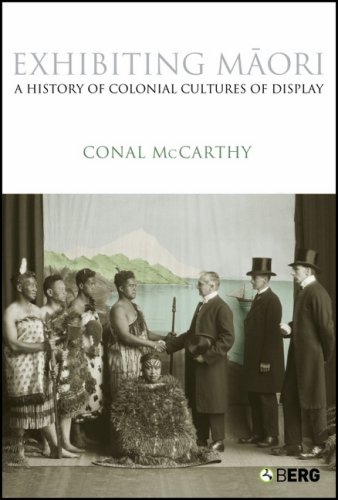 Imagen de archivo de Exhibiting Maori: A History of Colonial Cultures of Display a la venta por Midtown Scholar Bookstore