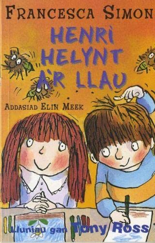 Stock image for Llyfrau Henri Helynt: Henri Helynt a'r Llau (Welsh Edition) for sale by MusicMagpie