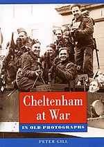 Imagen de archivo de Cheltenham at War (Pocket Images): Britain in Old Photographs a la venta por WorldofBooks