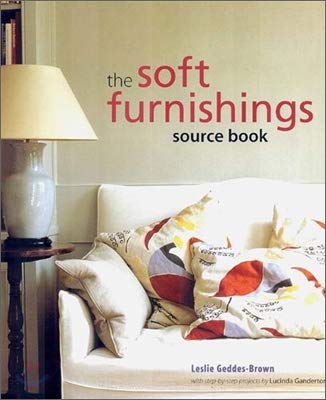 Beispielbild fr The Soft Furnishings Source Book zum Verkauf von WorldofBooks