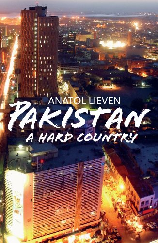 Beispielbild fr Pakistan : A Hard Country zum Verkauf von Better World Books