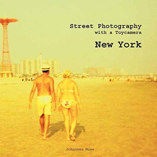 Stock image for New York Street Photography with a Toy Camera for sale by PBShop.store US