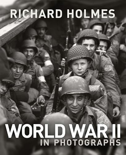 Imagen de archivo de World War II in Photographs (Y) a la venta por Book Outpost