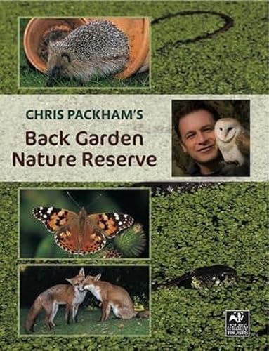 Imagen de archivo de Chris Packham's Back Garden Nature Reserve a la venta por WorldofBooks