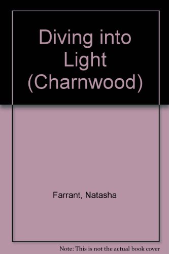Imagen de archivo de Diving into Light (Charnwood) a la venta por AwesomeBooks