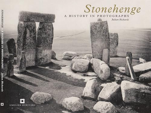 9781848022652: Stonehenge: A History in Photographs (English Heritage)