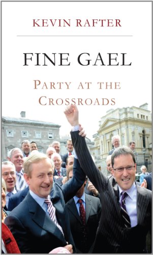 Imagen de archivo de Fine Gael: Party at the Crossroads a la venta por WorldofBooks