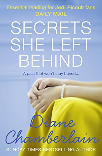 9781848457225: Secrets She Left Behind