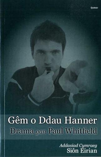 Stock image for Gm o Ddau Hanner for sale by Revaluation Books