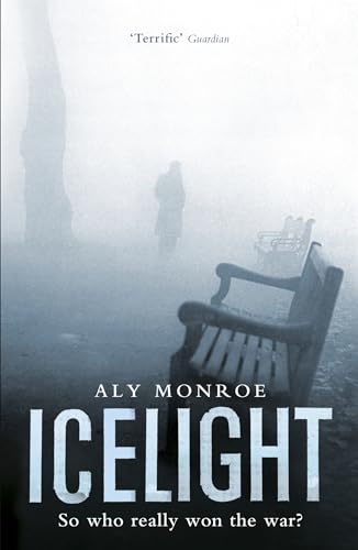 Imagen de archivo de Icelight: Peter Cotton Thriller 3: Gripping espionage at its best a la venta por WorldofBooks